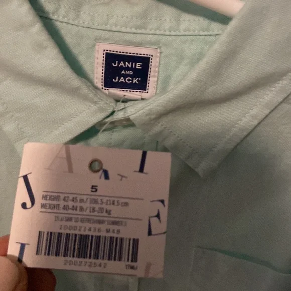 Janie and Jack sized 5 boys shirt - Picture 3 of 3